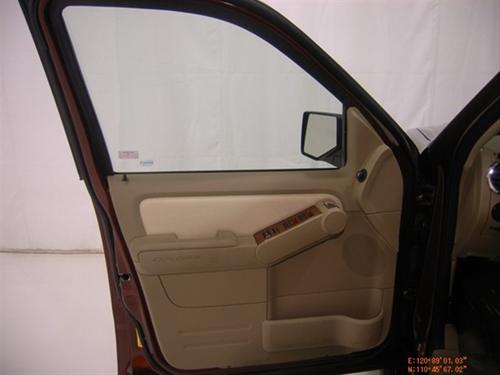 Ford Explorer 2010 photo 4