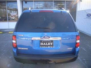 Ford Explorer 2010 photo 2