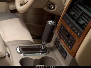 Ford Explorer 2010 photo 1