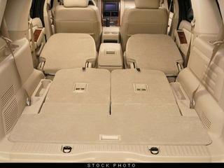 Ford Explorer 2010 photo 2