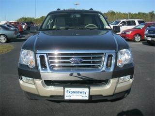 Ford Explorer 2010 photo 2