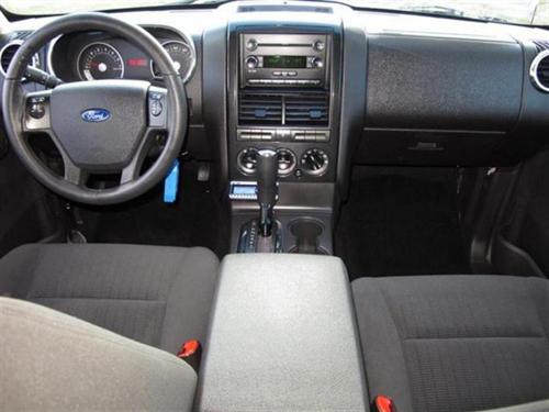 Ford Explorer 2010 photo 4