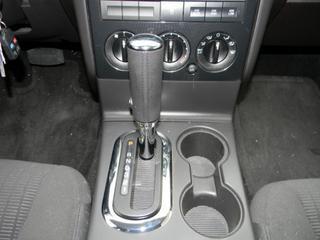 Ford Explorer 2010 photo 3