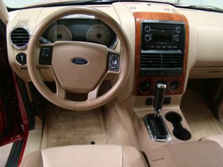 Ford Explorer 2010 photo 5