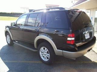 Ford Explorer 2010 photo 2