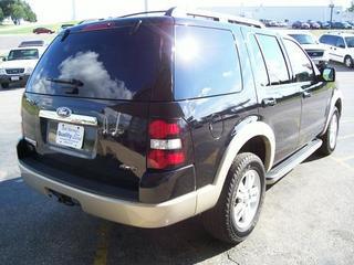 Ford Explorer 2010 photo 3