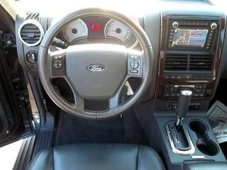 Ford Explorer 2010 photo 4