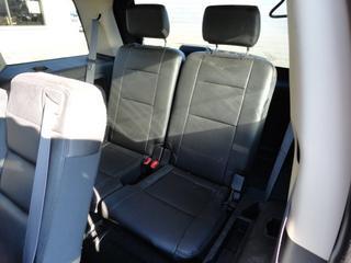 Ford Explorer 2010 photo 3