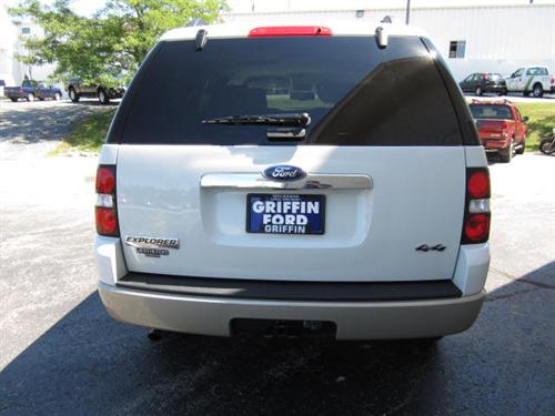 Ford Explorer 2010 photo 1