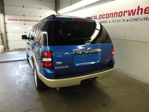 Ford Explorer 2010 photo 1