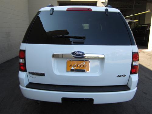 Ford Explorer 2010 photo 3