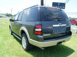 Ford Explorer 2010 photo 3