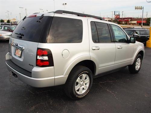 Ford Explorer 2010 photo 2