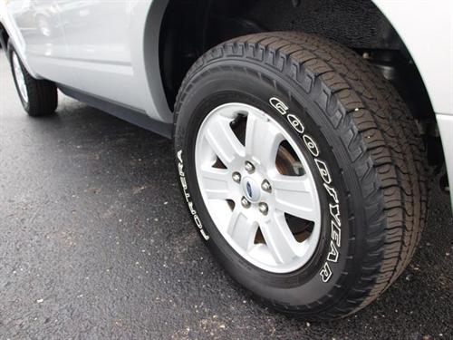 Ford Explorer 2010 photo 3