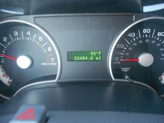 Ford Explorer 2010 photo 2