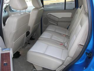 Ford Explorer 2010 photo 4
