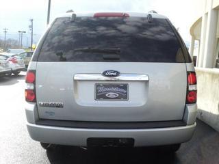 Ford Explorer 2010 photo 4