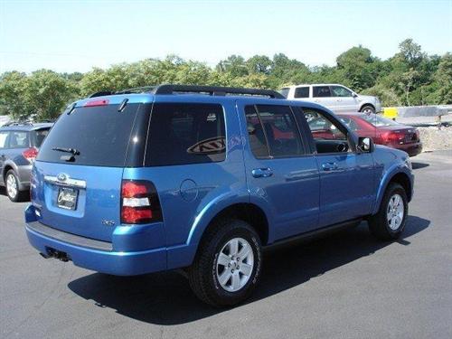 Ford Explorer 2010 photo 4