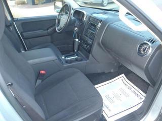 Ford Explorer 2010 photo 4