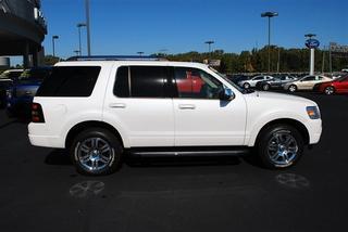 Ford Explorer 2010 photo 4