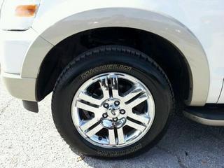 Ford Explorer 2010 photo 2