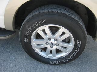 Ford Explorer 2010 photo 3