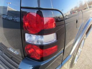 Ford Explorer 2010 photo 2