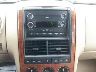 Ford Explorer 2010 photo 5
