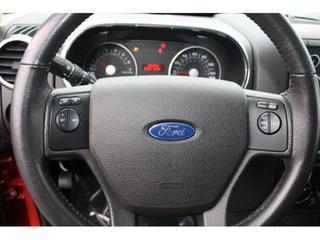 Ford Explorer 2010 photo 2