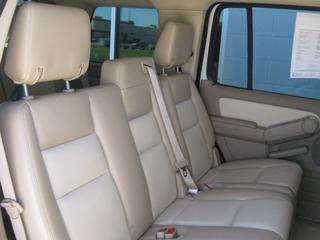 Ford Explorer 2010 photo 2