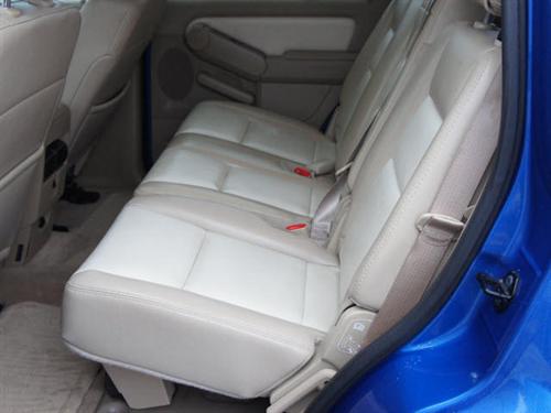 Ford Explorer 2010 photo 4