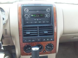 Ford Explorer 2010 photo 5