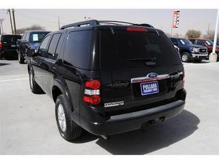 Ford Explorer 2010 photo 2