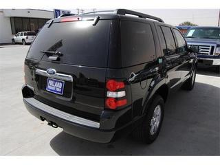 Ford Explorer 2010 photo 3