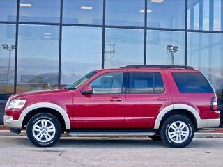 Ford Explorer 2010 photo 2