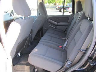 Ford Explorer 2010 photo 4