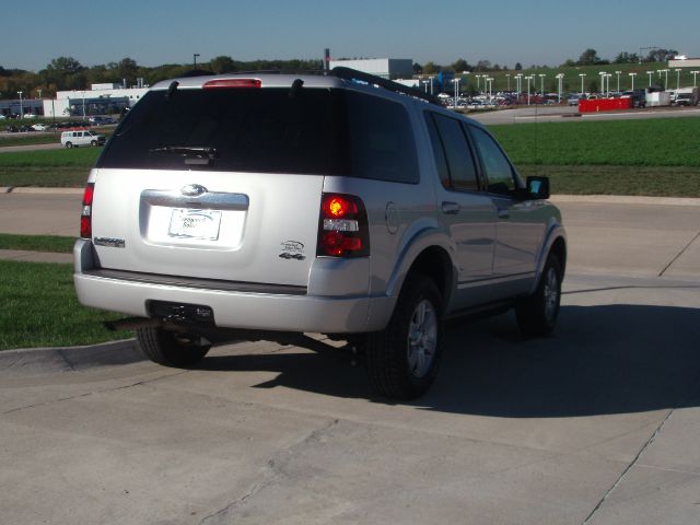 Ford Explorer GXL SUV