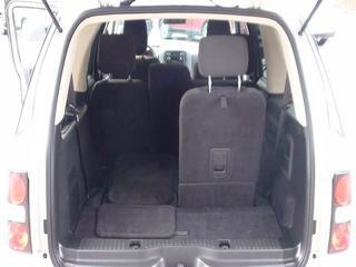 Ford Explorer 2010 photo 2