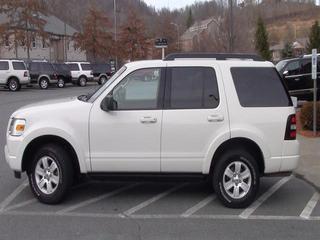 Ford Explorer 2010 photo 4