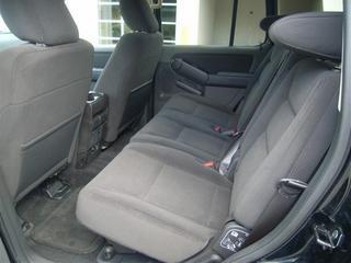 Ford Explorer 2010 photo 2