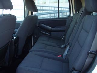 Ford Explorer 2010 photo 2