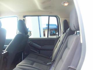 Ford Explorer 2010 photo 4
