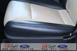 Ford Explorer 2010 photo 1