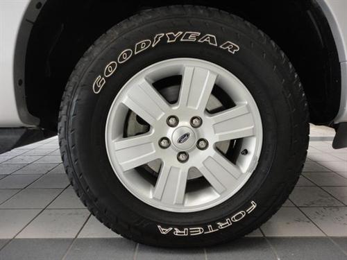 Ford Explorer 2010 photo 4
