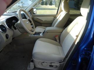 Ford Explorer 2010 photo 1
