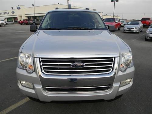 Ford Explorer 2010 photo 1
