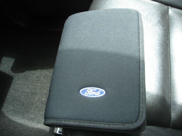 Ford Explorer 2010 photo 8