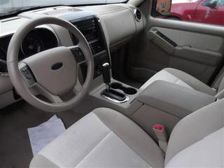 Ford Explorer 2010 photo 3