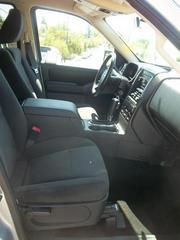 Ford Explorer 2010 photo 1