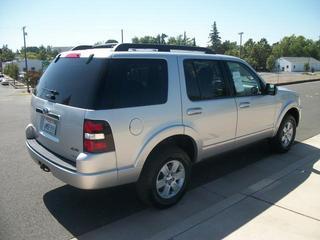 Ford Explorer 2010 photo 4